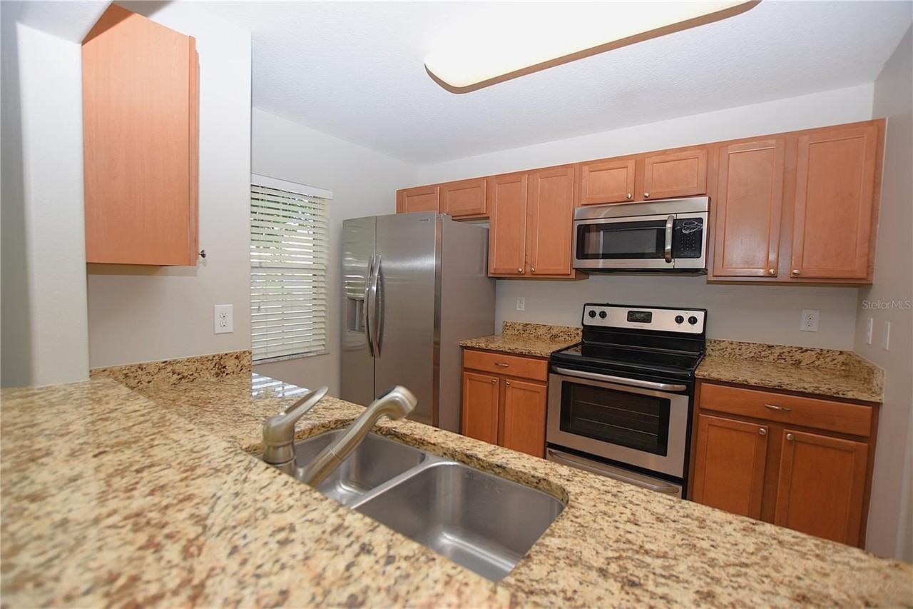 5405 Limestone Ln - Photo 4 of 29