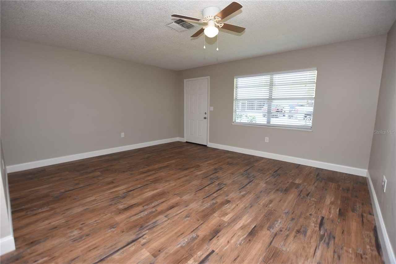 1224 Waterview Blvd E - Photo 7 of 31
