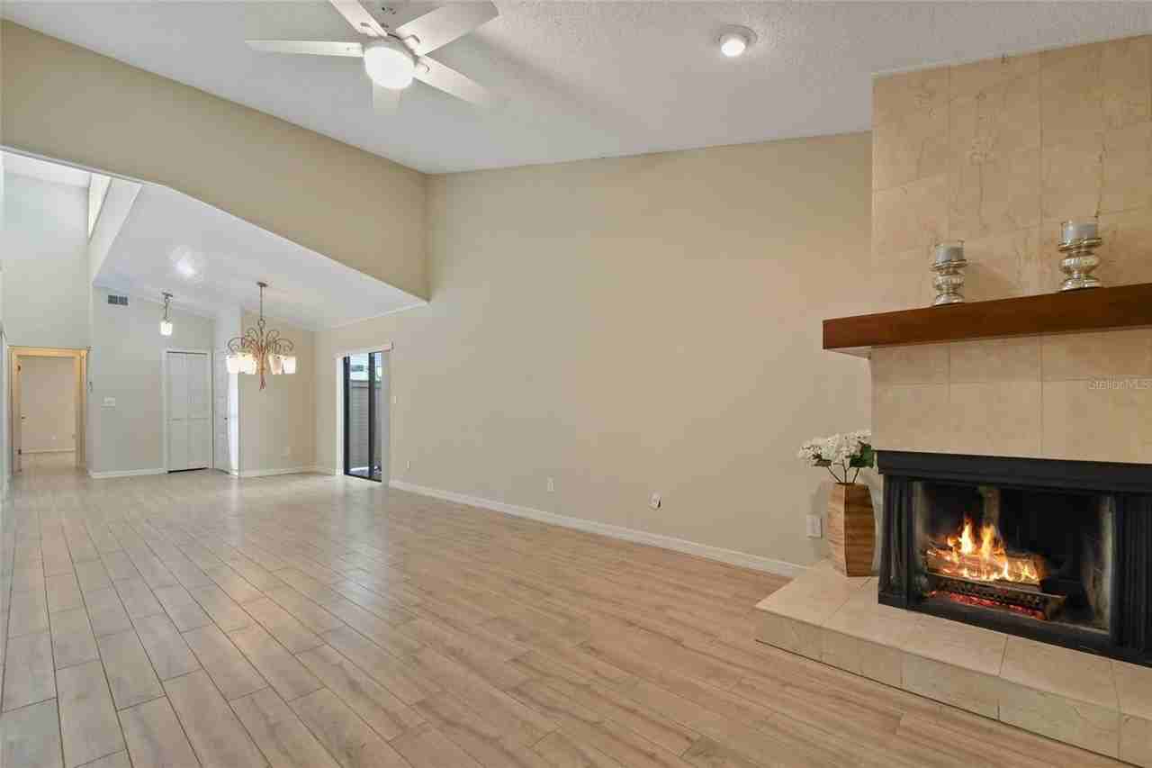 8349 Citrus Chase Dr - Photo 4 of 50