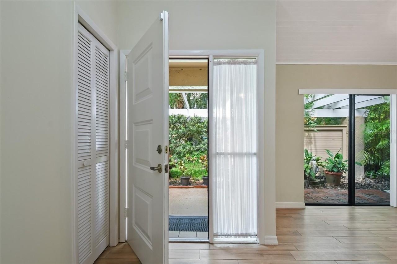 8349 Citrus Chase Dr - Photo 6 of 50