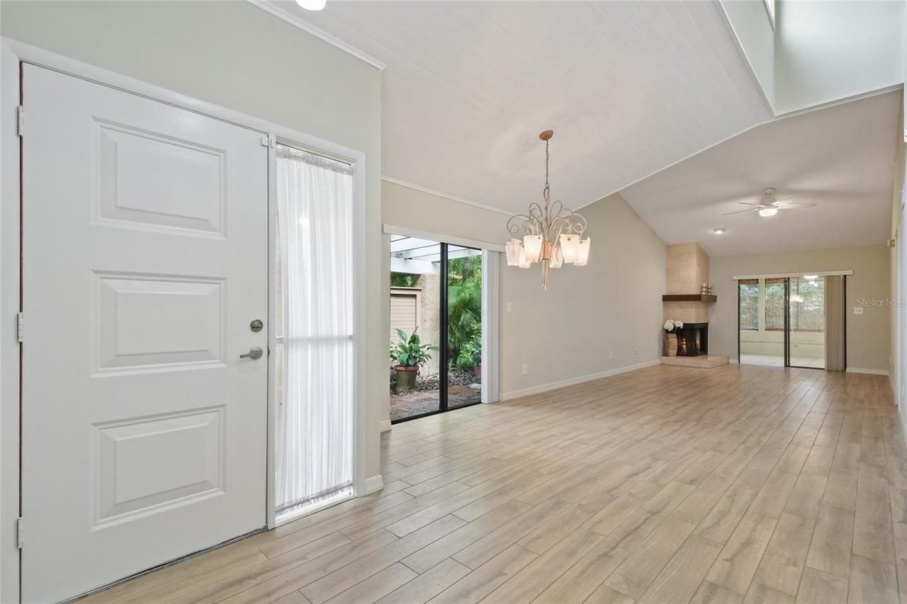 8349 Citrus Chase Dr - Photo 7 of 50