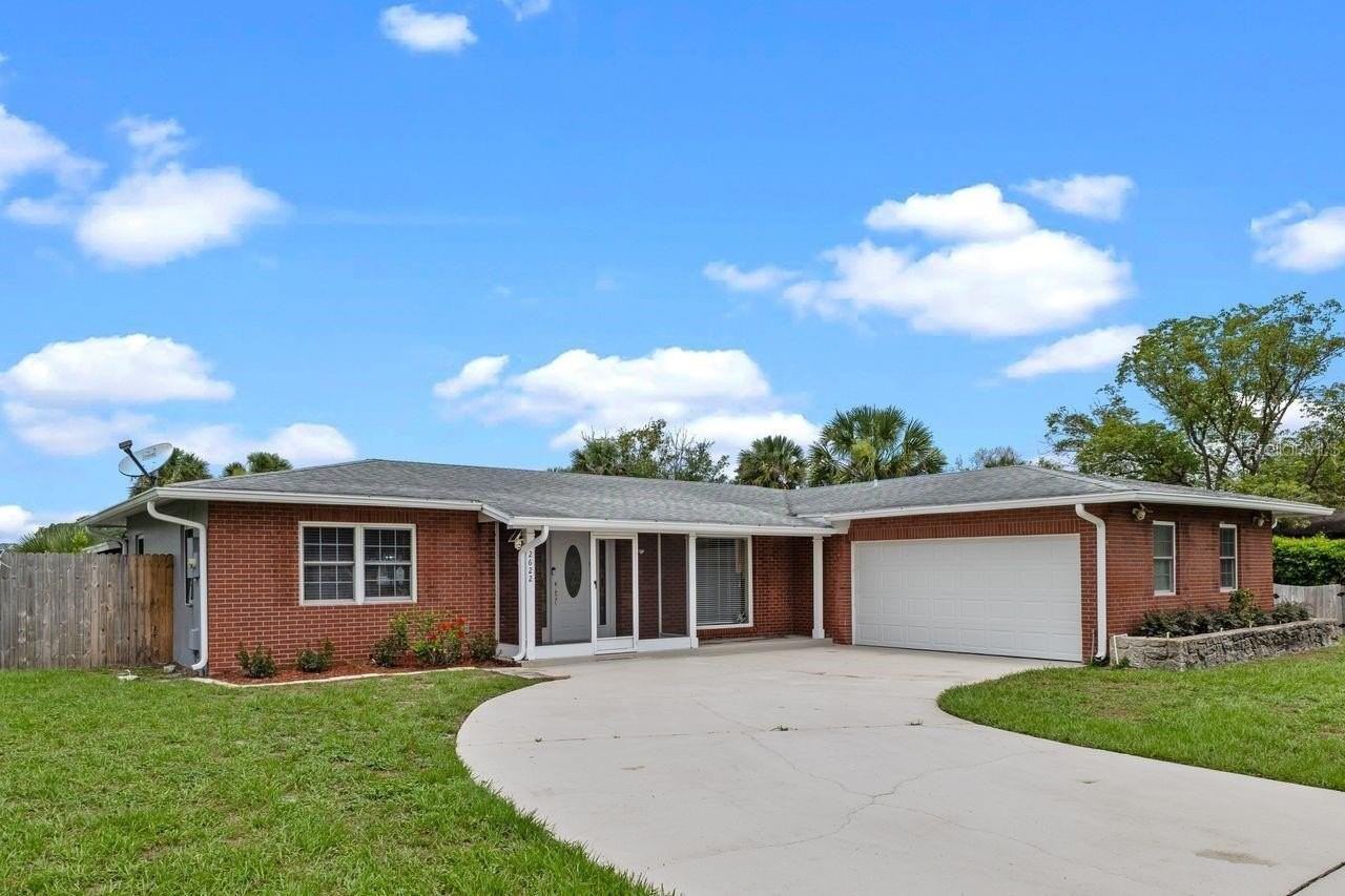 2622 Hibiscus Ct - Photo 3 of 32