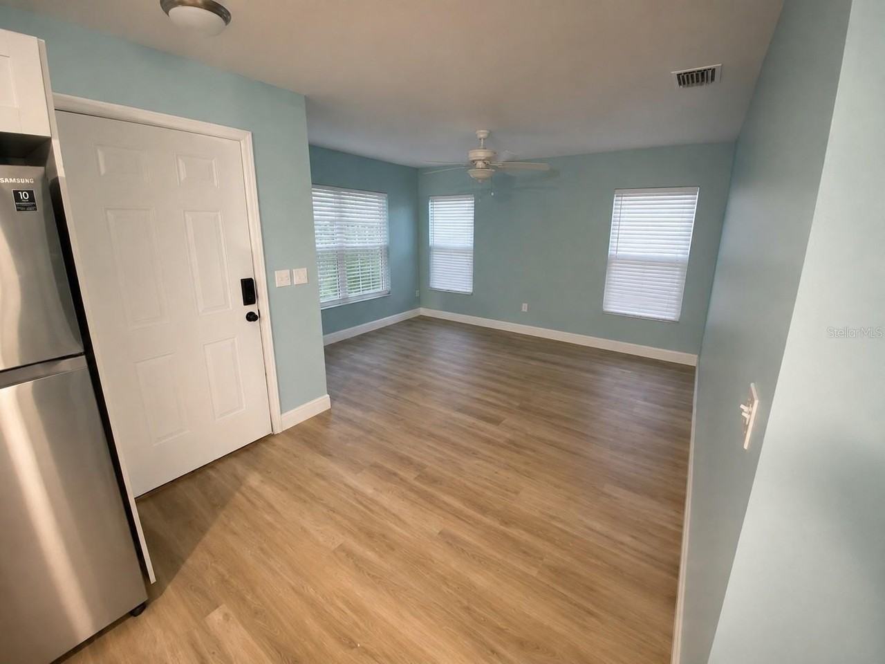 3835 18th Ave S - Photo 3 of 10