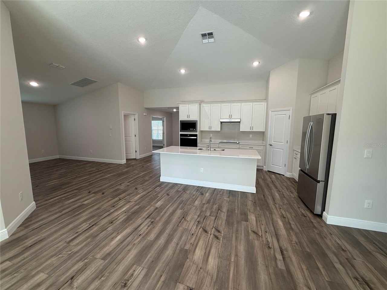 9924 Annunciation Dr - Photo 7 of 24