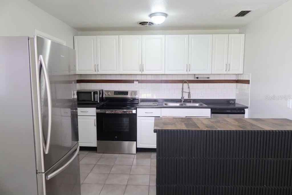 6731 Mopsy Ln - Photo 4 of 9