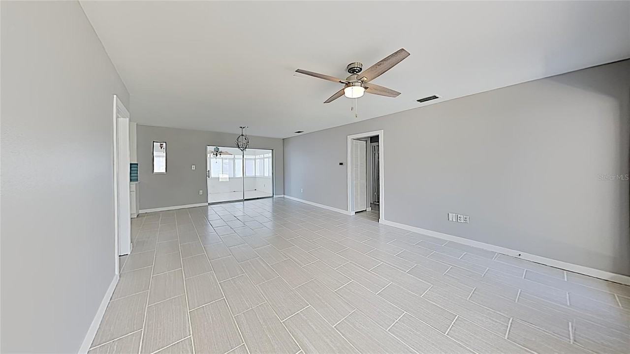 4511 S Gaines Rd - Photo 5 of 21