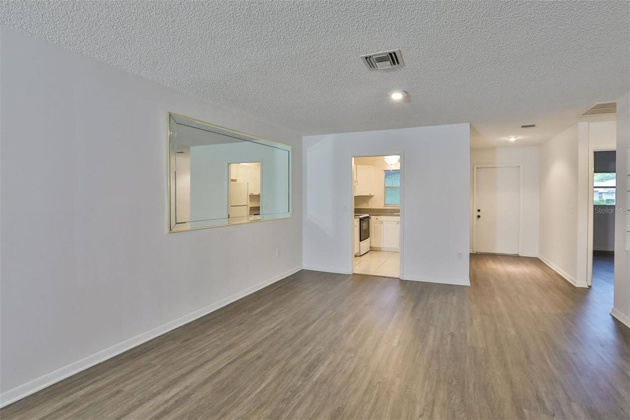 720 Palmer Ln - Photo 5 of 24