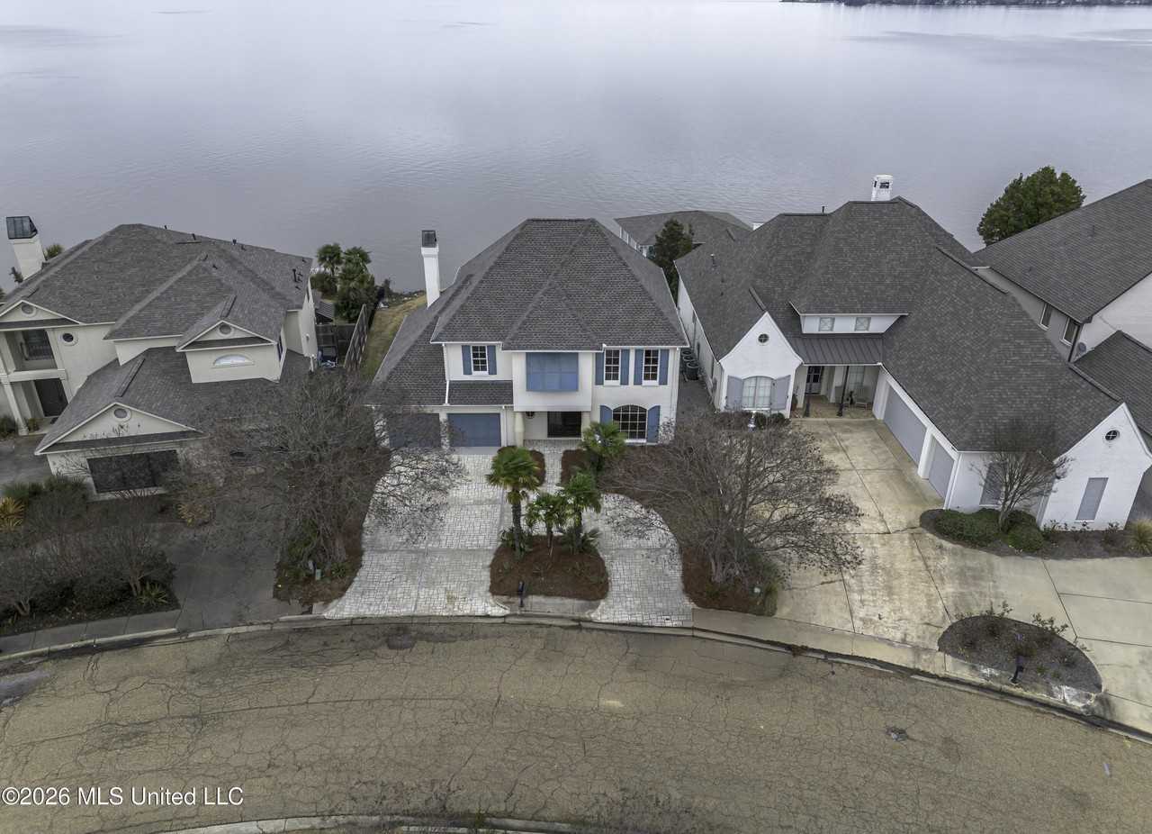 1418 Windrose Dr - Photo 2 of 50