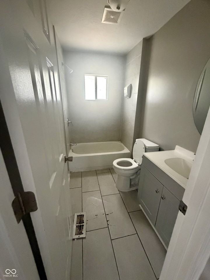 314 Eastern Ave - Photo 6 of 7