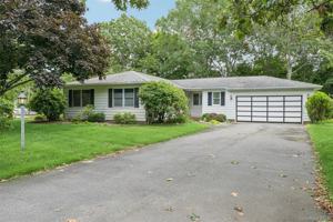 featured image of 23 Argonne Rd E
