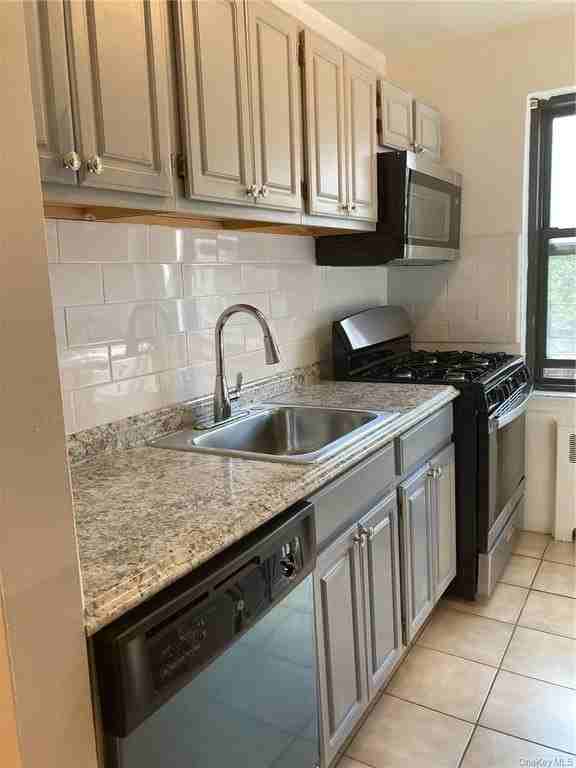 33 William St #1S - Photo 3 of 18
