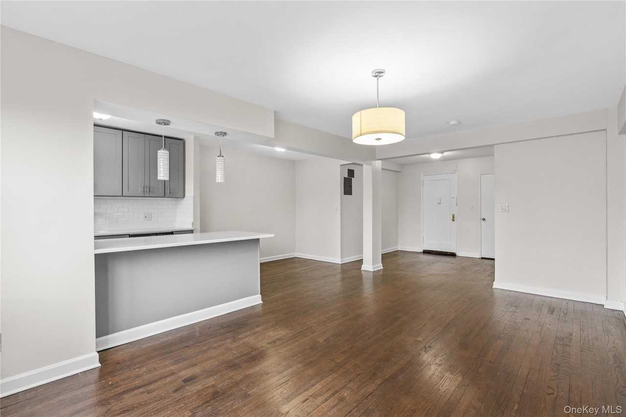 33 William St #3K - Photo 6 of 23