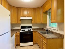 featured image of 7 Gables Ct