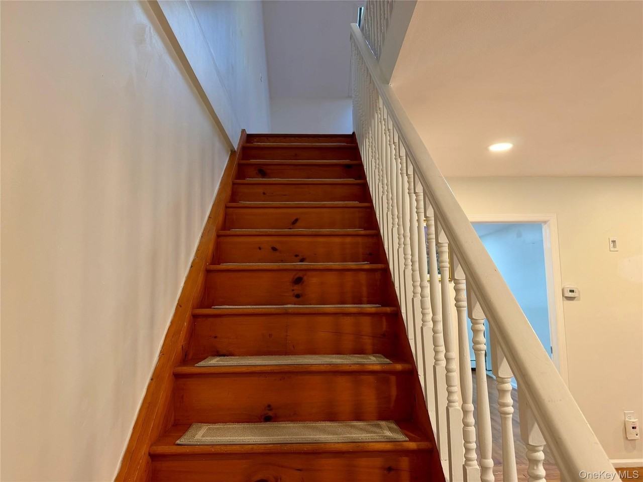 7 Gables Ct - Photo 7 of 11