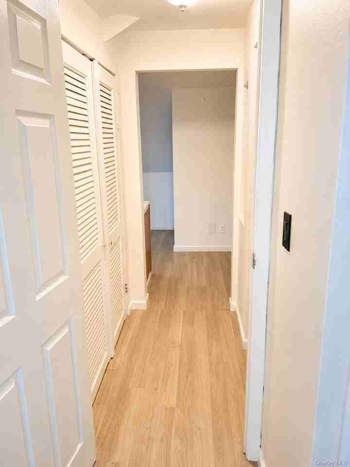 361 Twin Ln S - Photo 3 of 7
