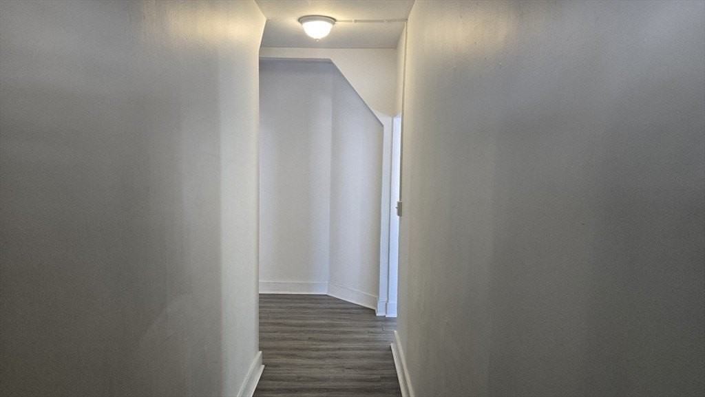 29 Beech St #A - Photo 4 of 16