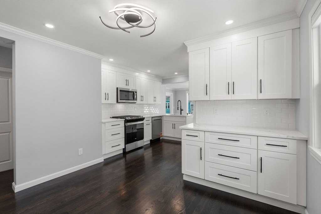 133 Bailey Rd #2 - Photo 5 of 33