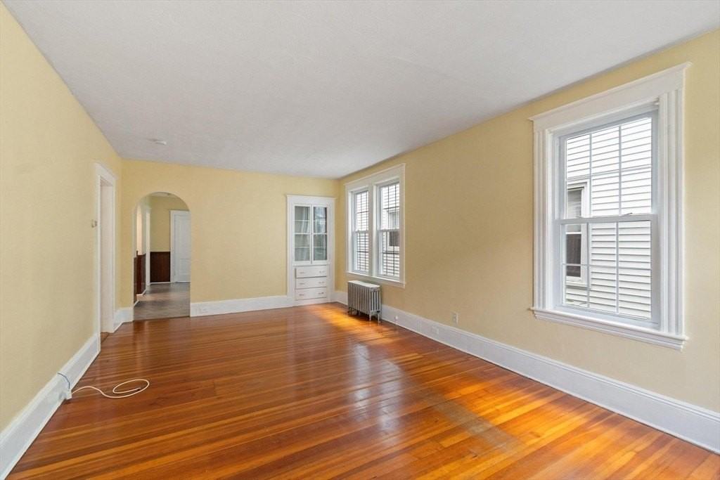 9 Glover St #1 - Photo 3 of 27