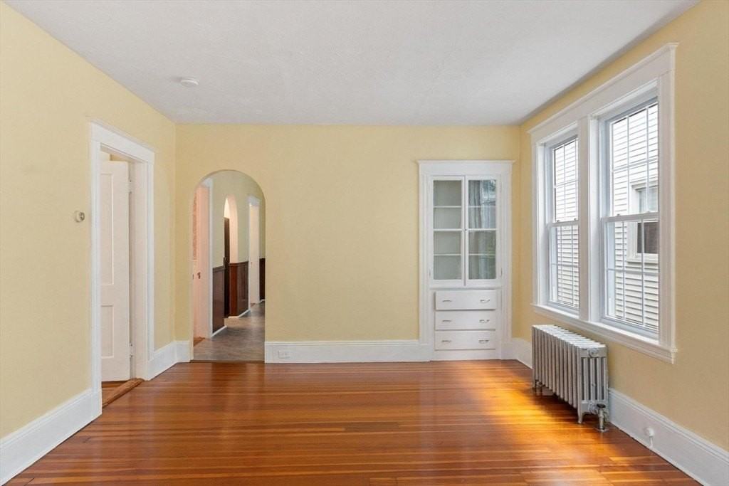 9 Glover St #1 - Photo 4 of 27