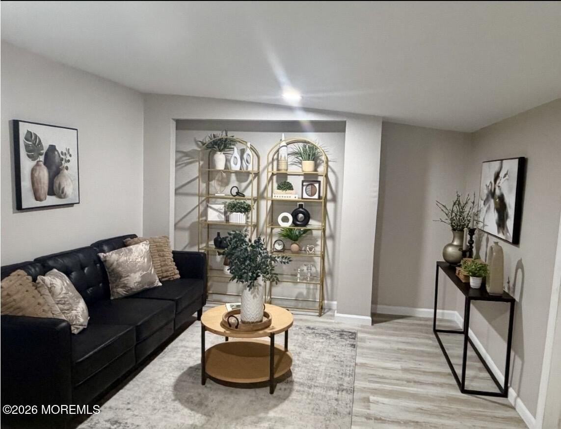 335 Elizabeth Ave - Photo 6 of 21