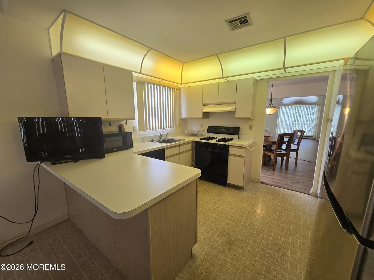 4 Cordoba Ct - Photo 7 of 26