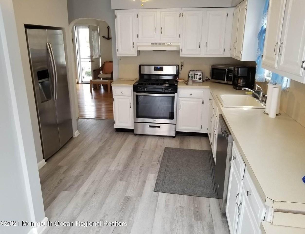 108 Lareine Ave - Photo 3 of 14