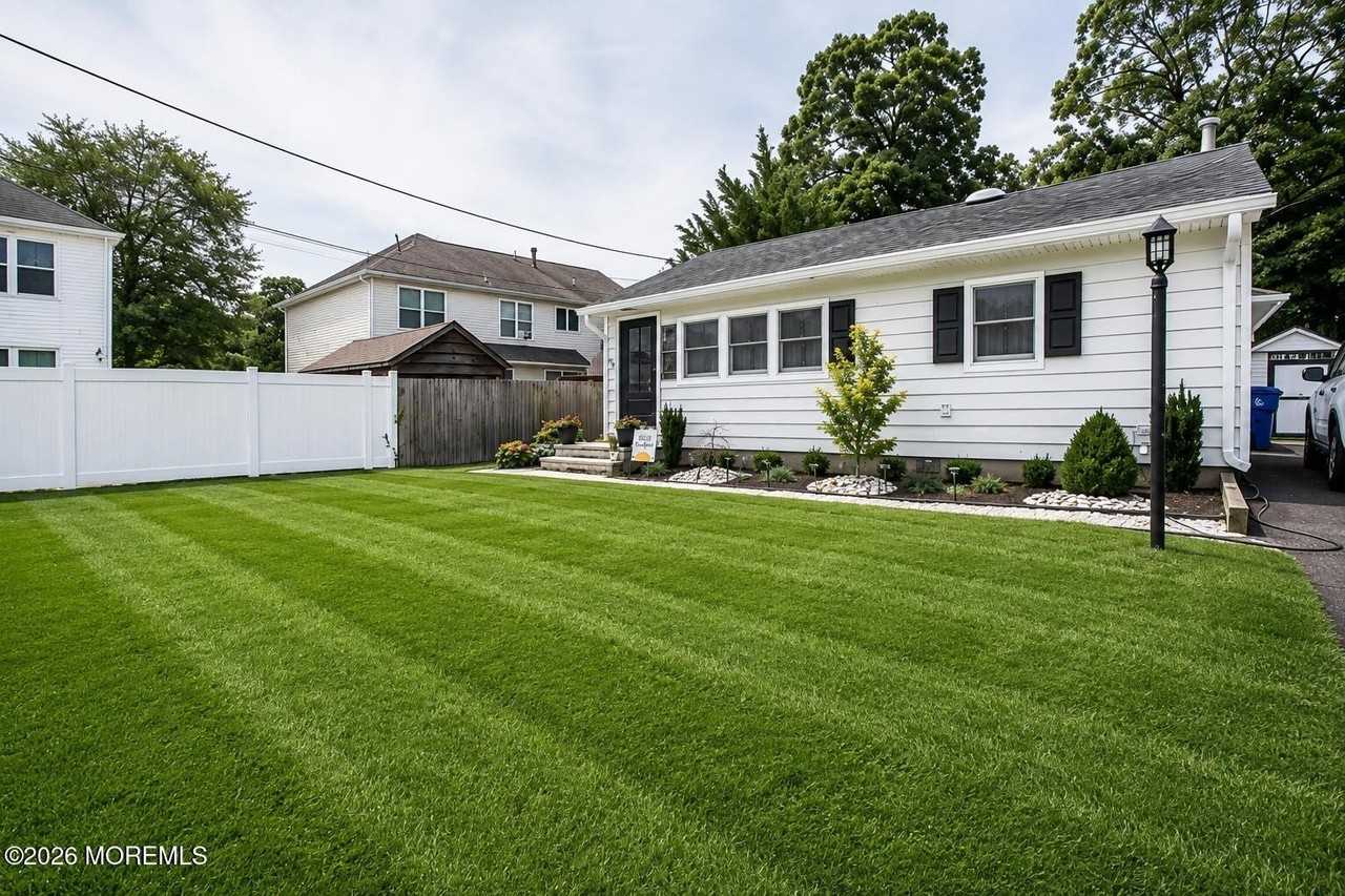 457 Augustus Rd