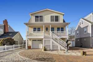featured image of 117 Philadelphia Ave