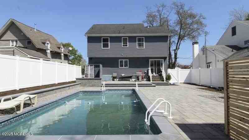 309 Cooks Ln - Photo 2 of 32
