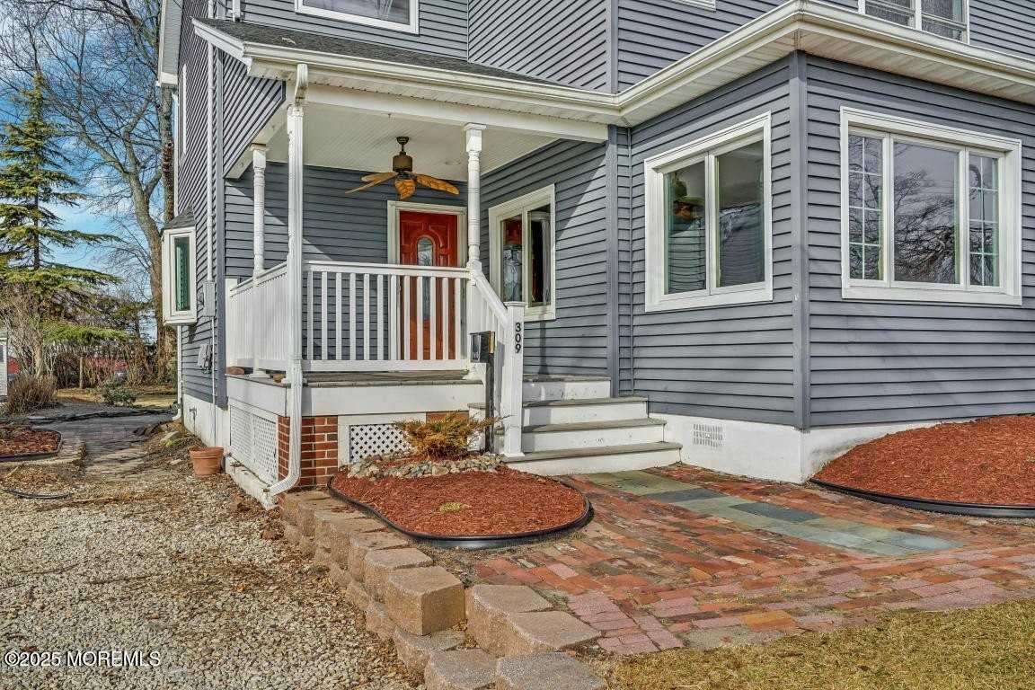309 Cooks Ln - Photo 3 of 32