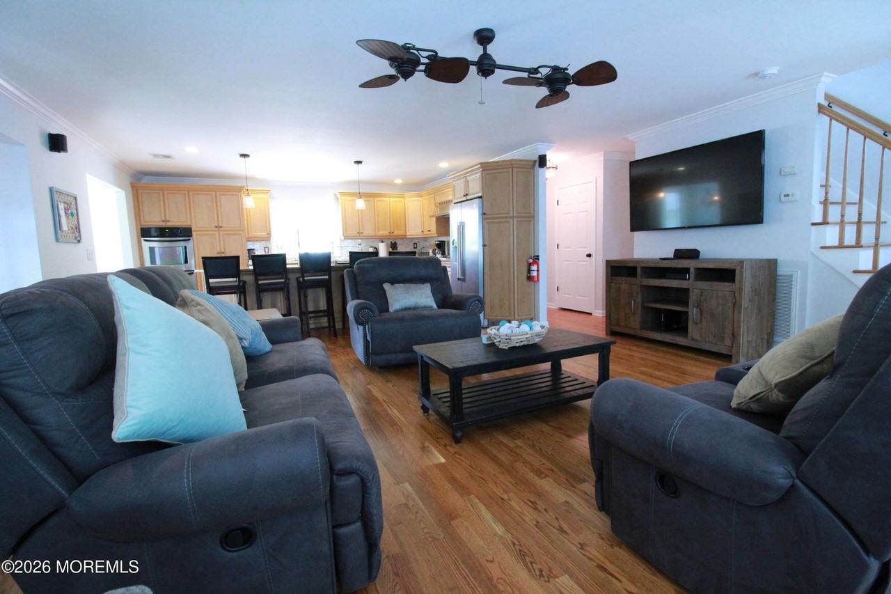 309 Cooks Ln - Photo 6 of 32