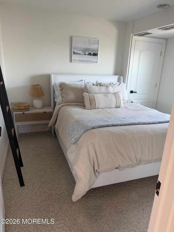1105 N Ocean Ave #B3 - Photo 6 of 9