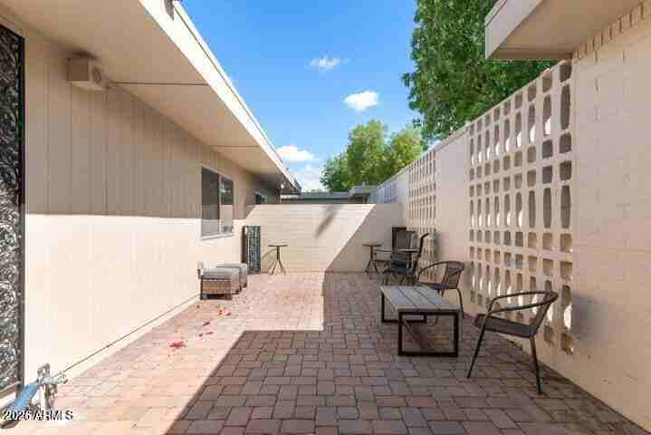 18226 N 104th Ave - Photo 4 of 35