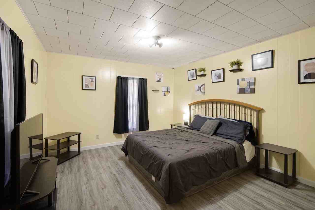 123 W Waupansie St #2 - Photo 2 of 5