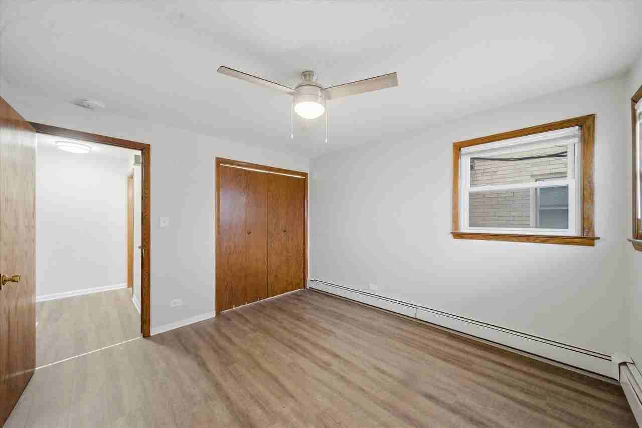 7709 W Marwood Ave #3N - Photo 7 of 14