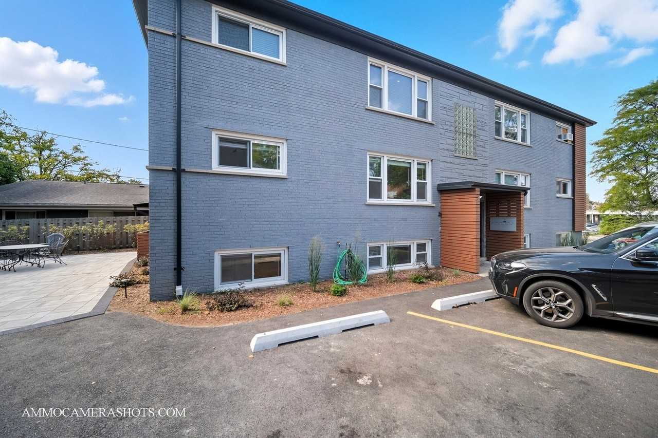 143 Ann St #2S - Photo 7 of 12