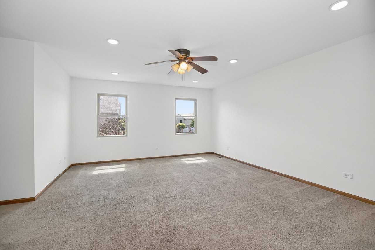 8528 Thomas Charles Ln #8528 - Photo 6 of 30