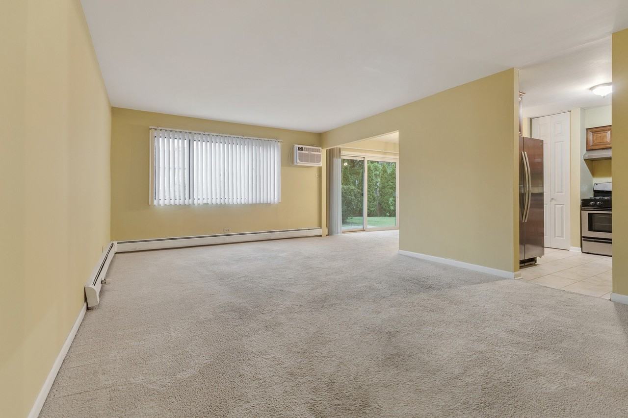 3100 Bayside Dr #3 - Photo 3 of 21