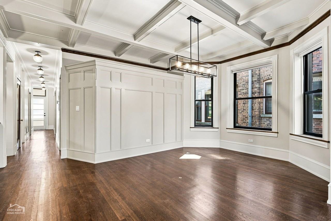 5829 N Kenmore Ave #2 - Photo 4 of 31