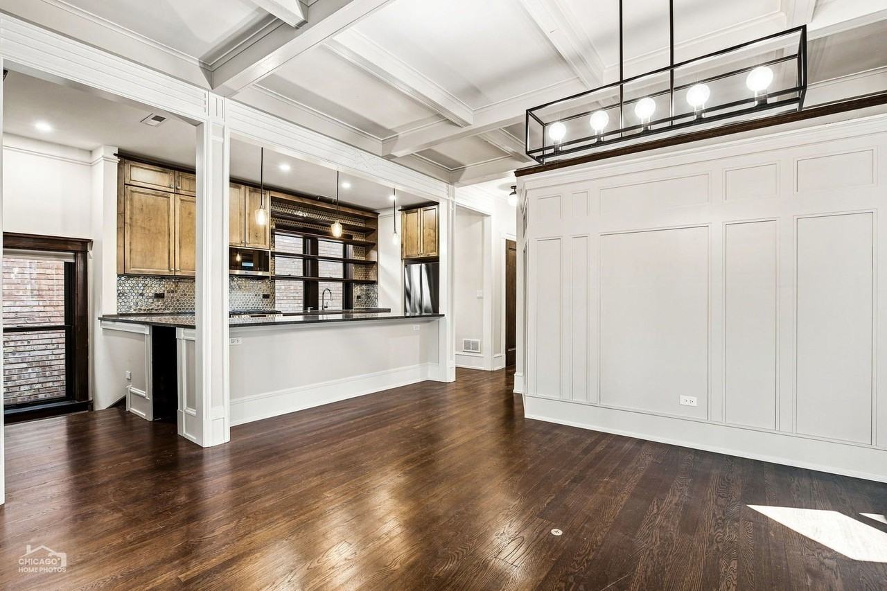 5829 N Kenmore Ave #2 - Photo 7 of 31