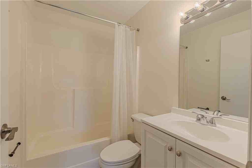 5343 Treetops Dr #S101 - Photo 7 of 10