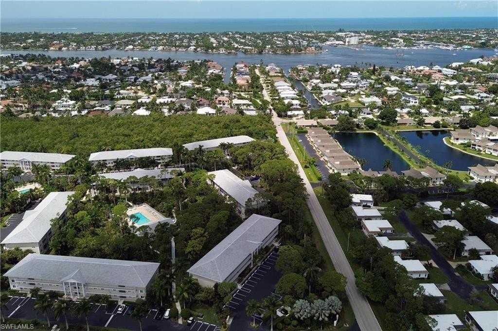 3062 Sandpiper Bay Cir #K104 - Photo 6 of 31