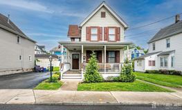 258 1st St - Photo 1 of 1
