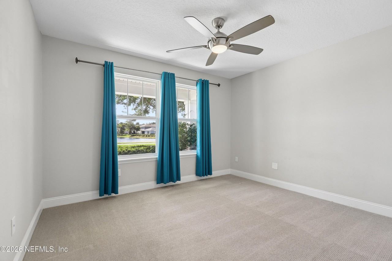 13791 Holsinger Blvd - Photo 6 of 48