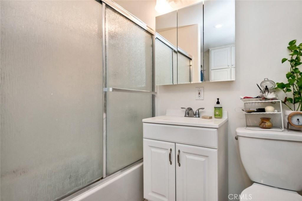 238 Cajon St - Photo 6 of 16