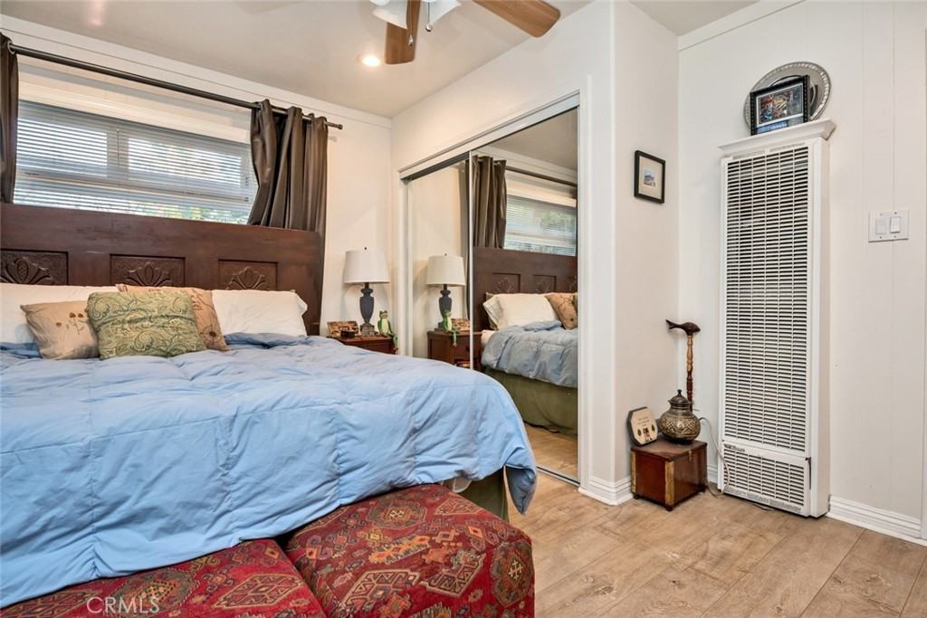 238 Cajon St - Photo 7 of 16