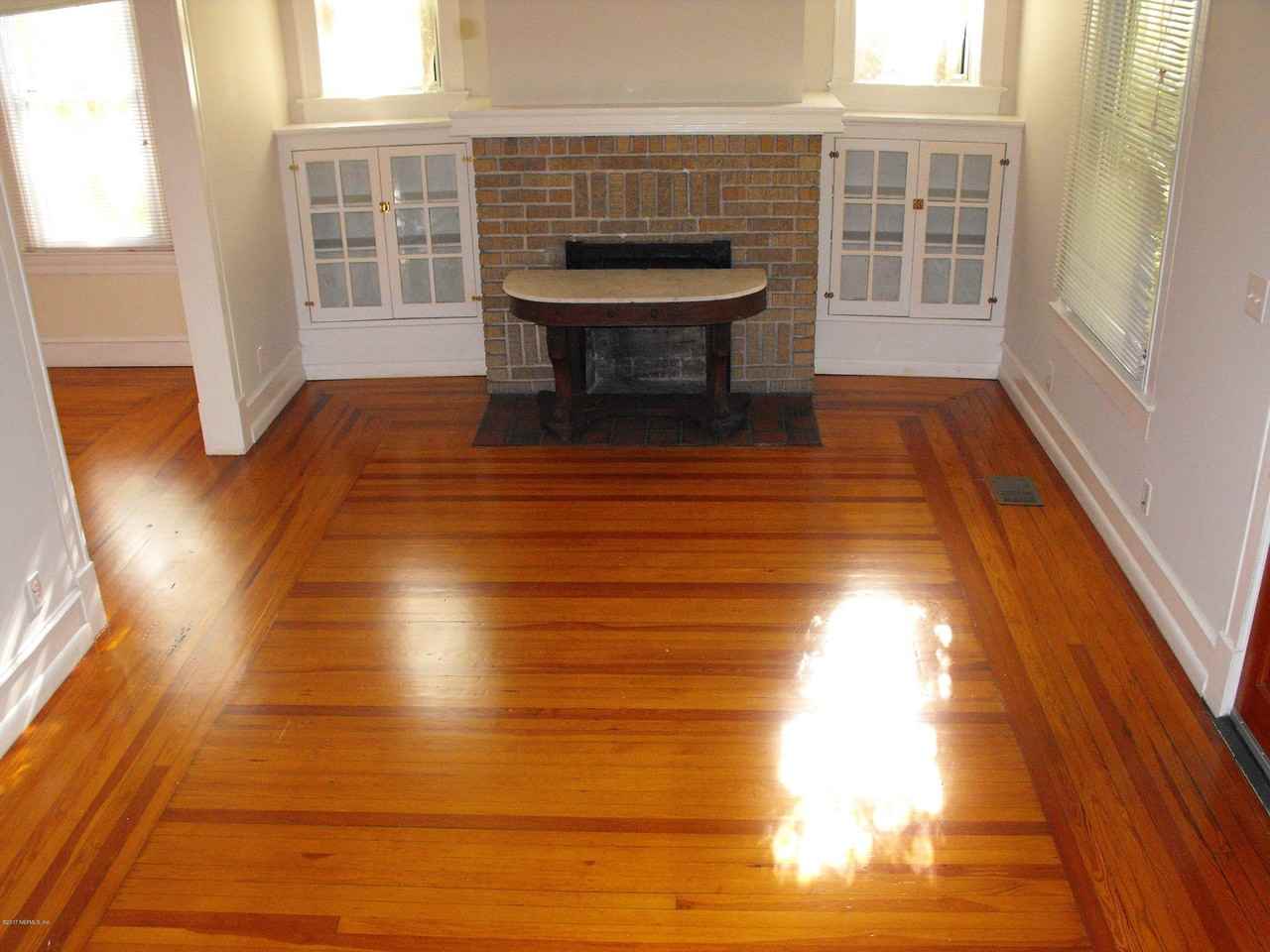 2503 Dellwood Ave - Photo 4 of 26