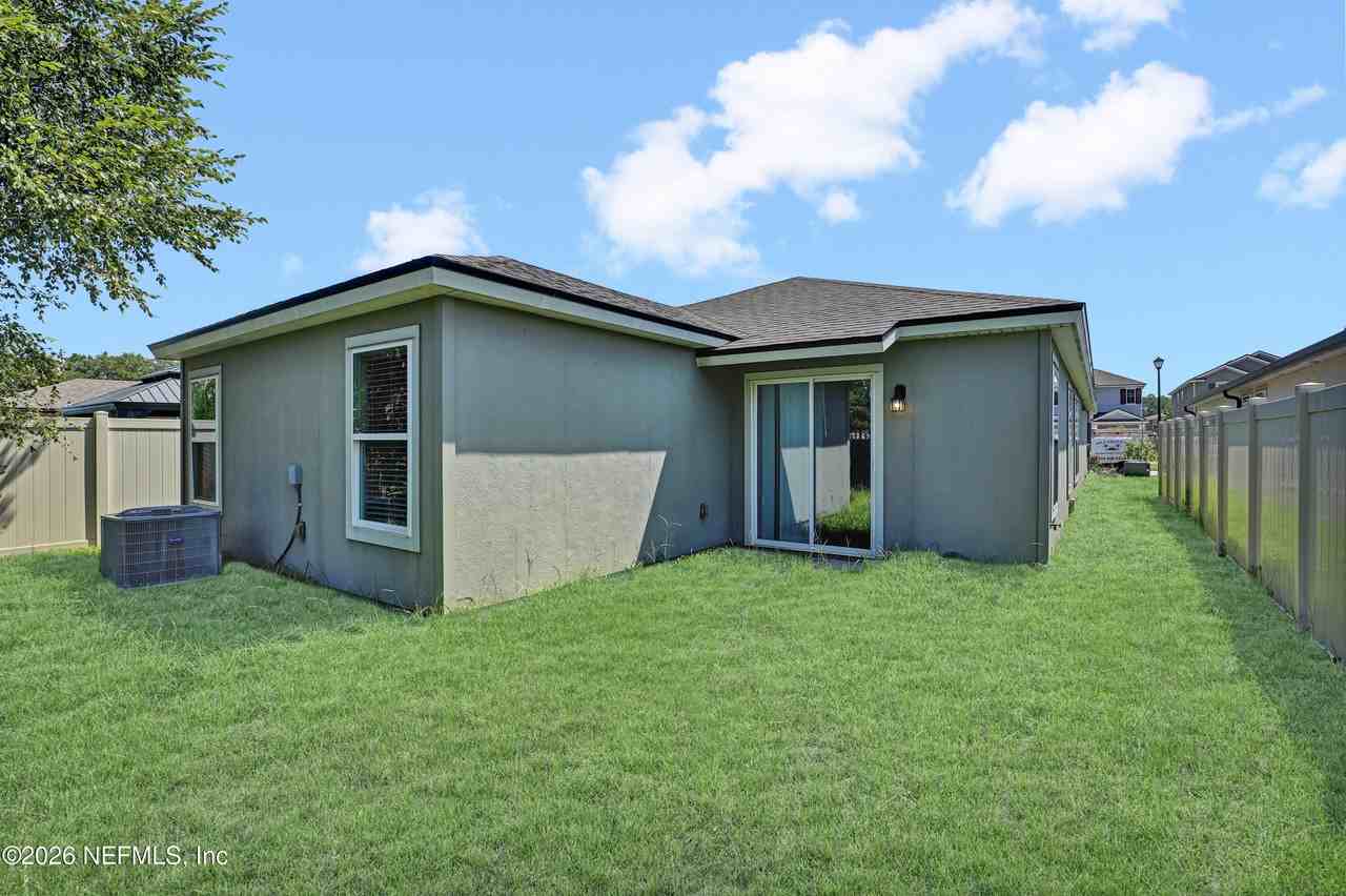 86833 Iron Rail Ct - Photo 2 of 18