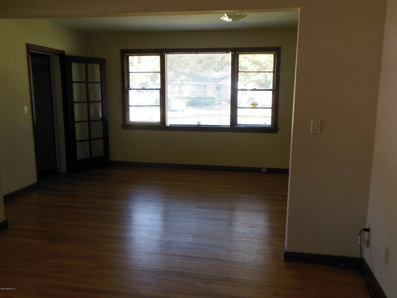 7536 Epperson Ave - Photo 2 of 7
