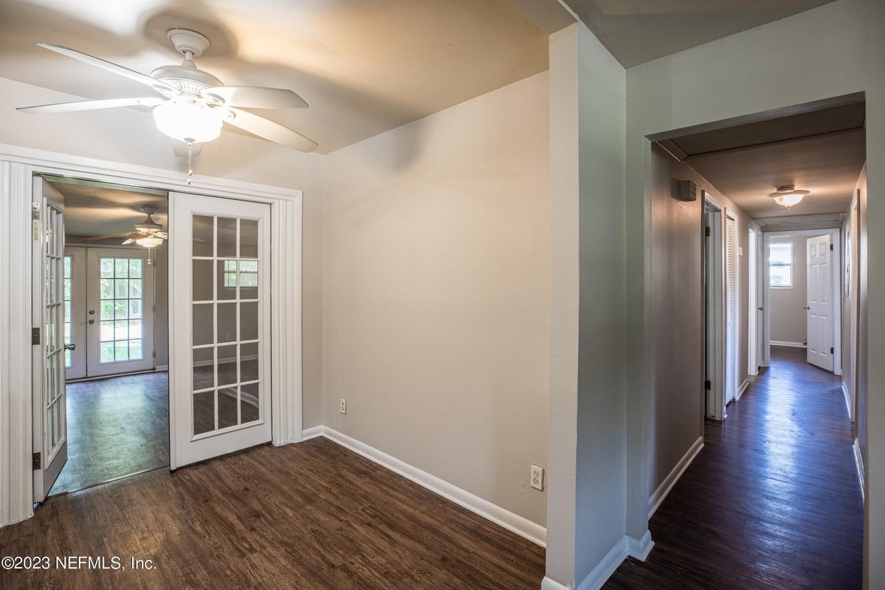 6722 FRYE Avenue W - Photo 7 of 16